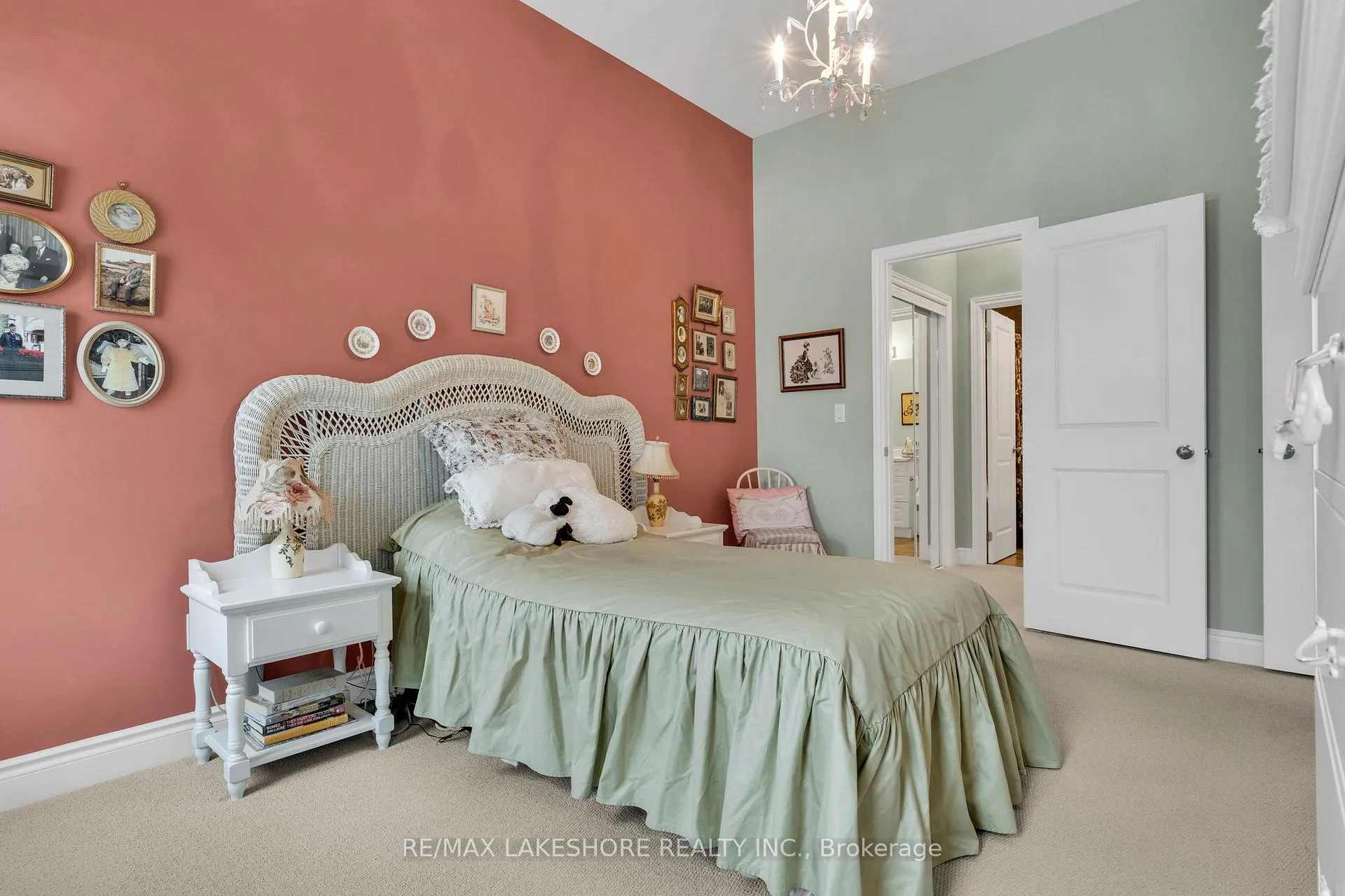 Photo 7 of 802 Lees Avenue, Cobourg — HOMEH