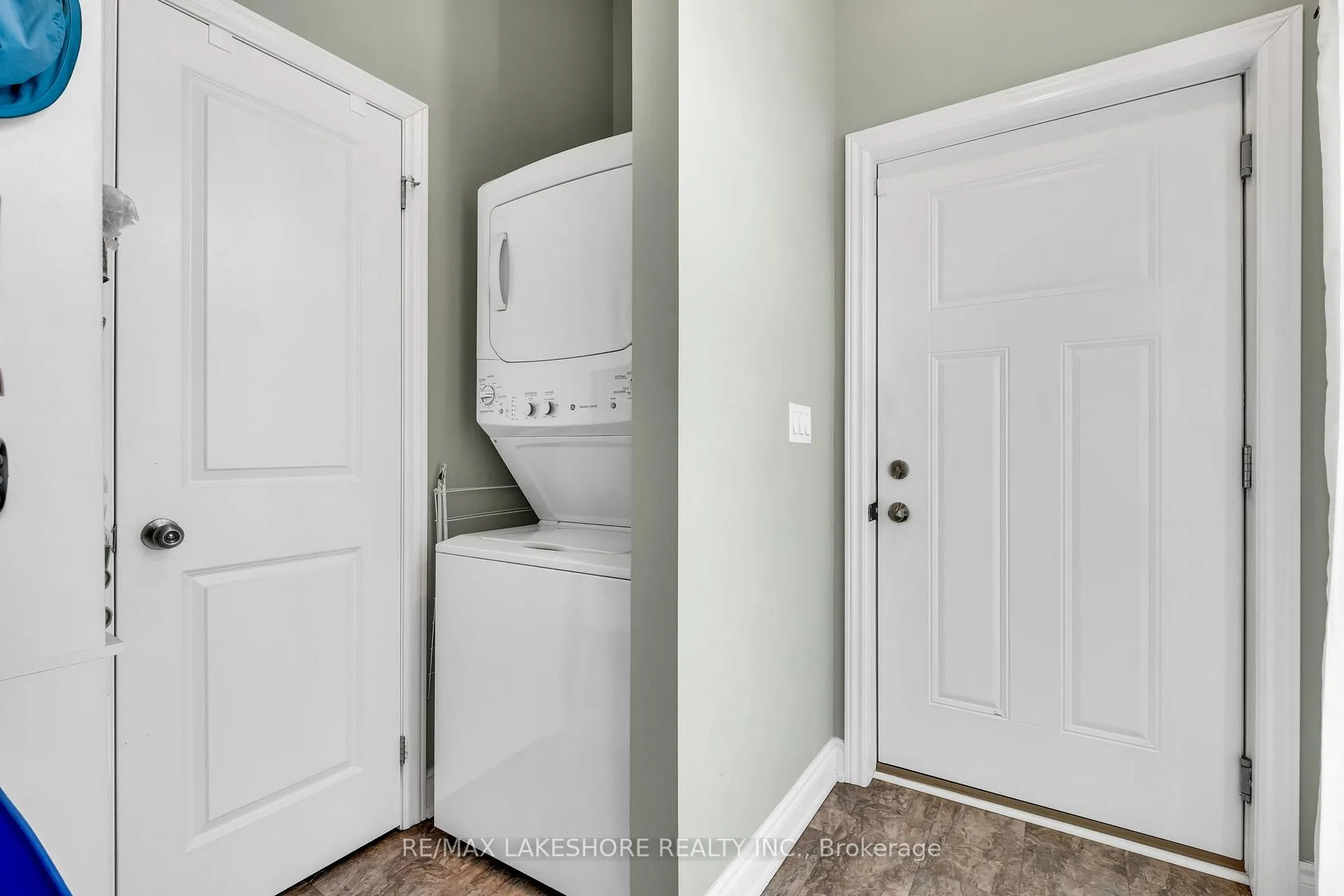Photo 29 of 802 Lees Avenue, Cobourg — HOMEH