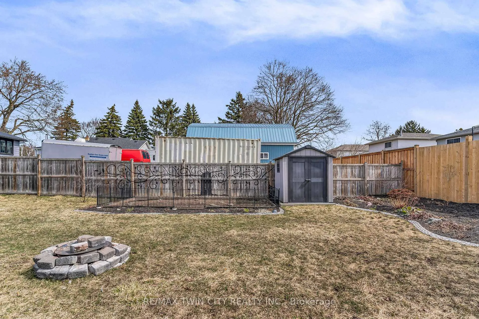 Photo 7 of 32 Schweitzer Street N, Kitchener, Bridgeport — HOMEH