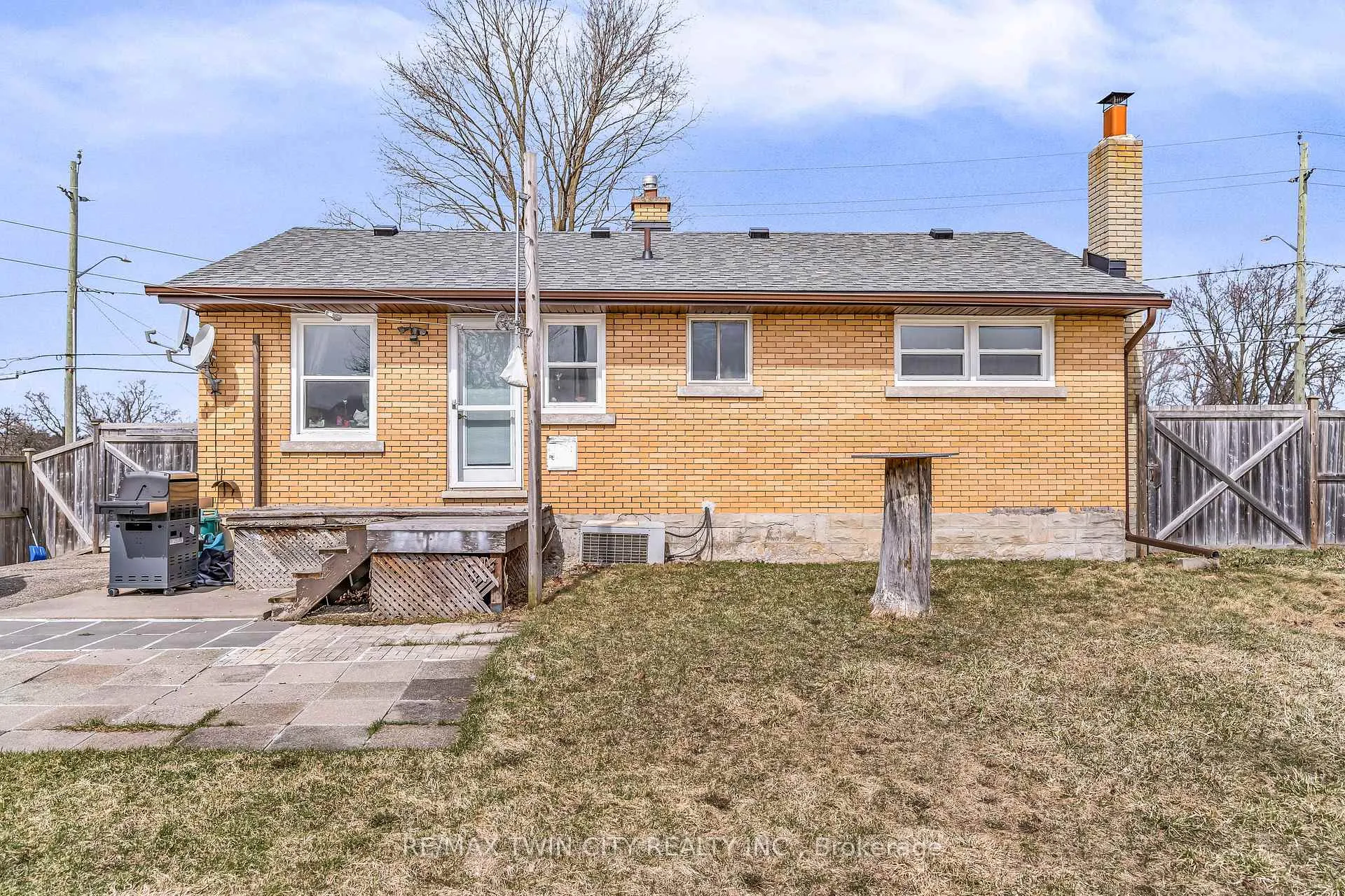 Photo 11 of 32 Schweitzer Street N, Kitchener, Bridgeport — HOMEH
