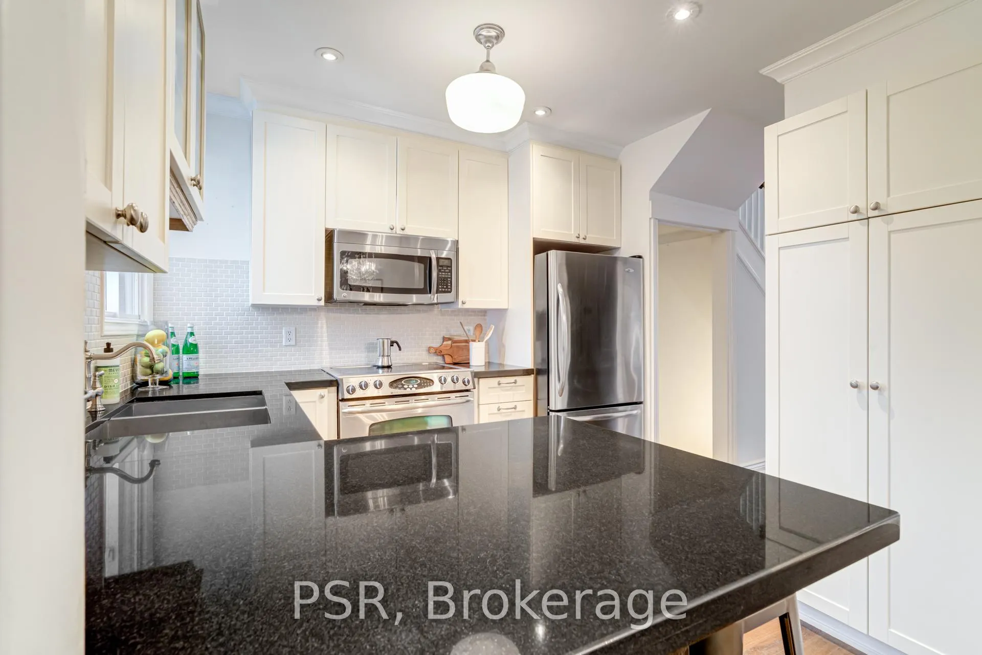 Photo 11 of 358 Cedarvale Avenue, Toronto, Woodbine-Lumsden — HOMEH