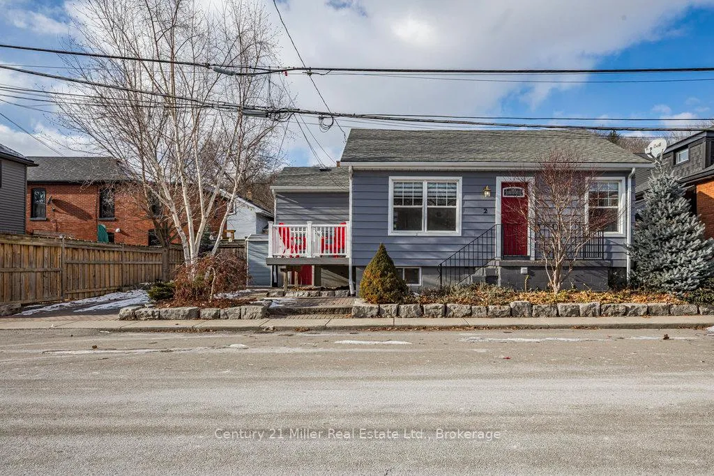 Photo 3 of 2 Bond Street N, Hamilton, Dundas — HOMEH