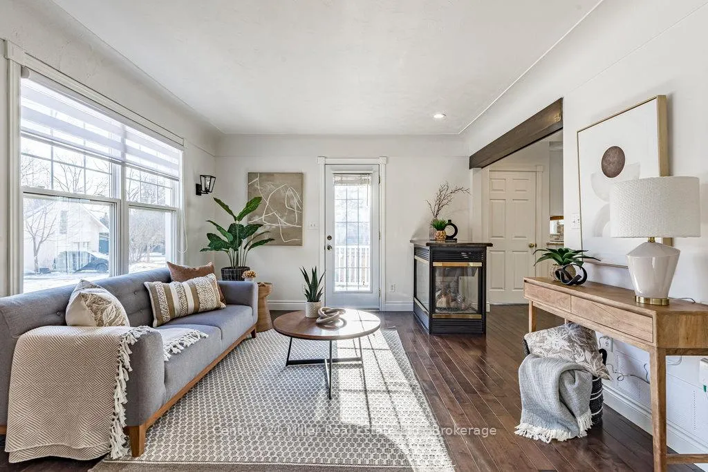 Photo 6 of 2 Bond Street N, Hamilton, Dundas — HOMEH
