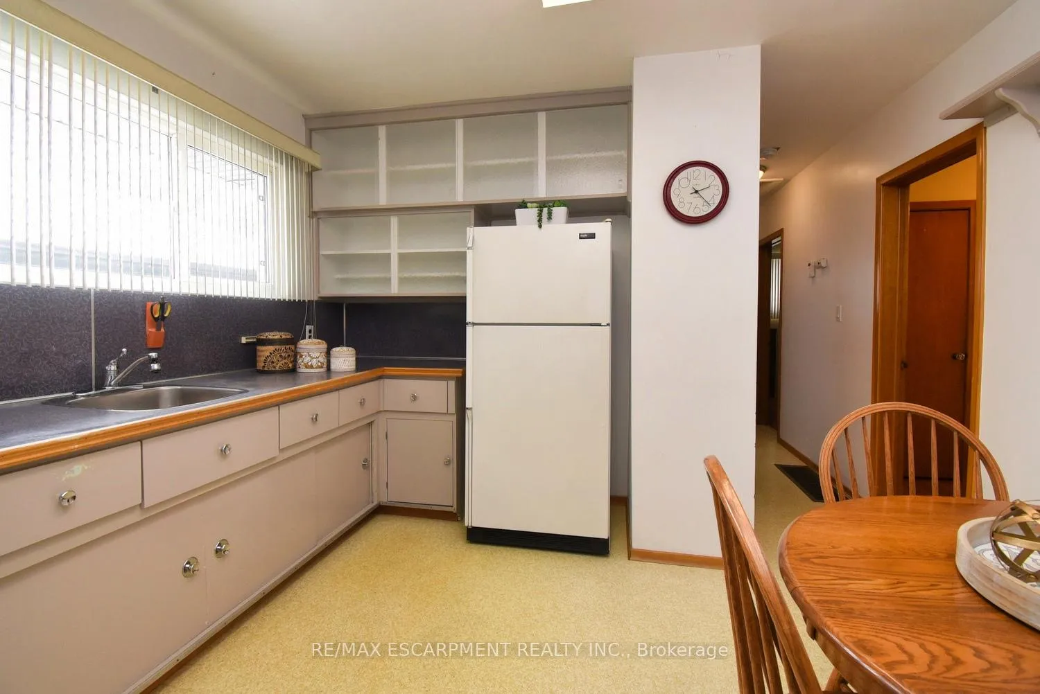 Photo 9 of 40 Seeley Avenue, Hamilton, Burkholme — HOMEH