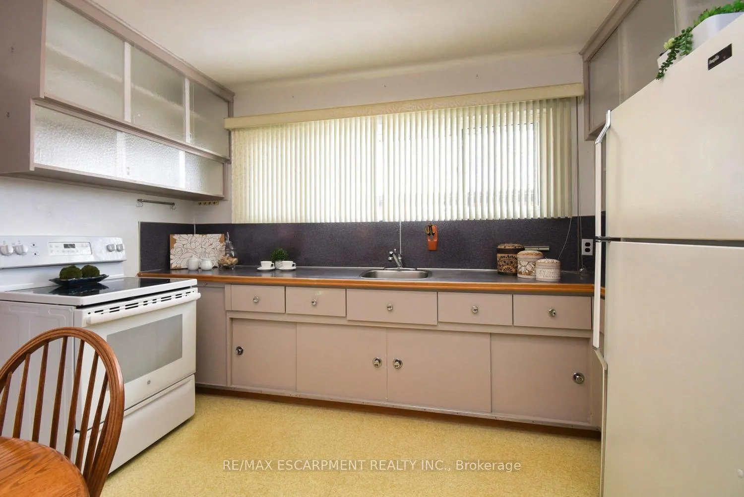 Photo 10 of 40 Seeley Avenue, Hamilton, Burkholme — HOMEH