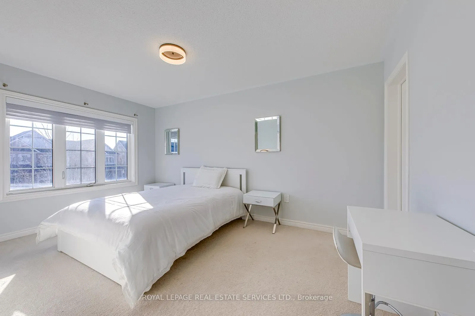 Photo 25 of 563 Settlers Road W, Oakville, Sixteen Hollow — HOMEH