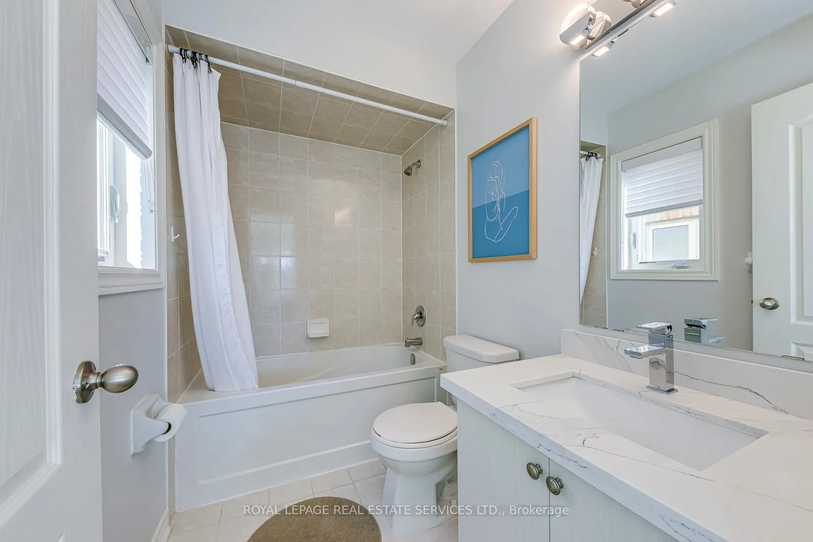 Photo 28 of 563 Settlers Road W, Oakville, Sixteen Hollow — HOMEH