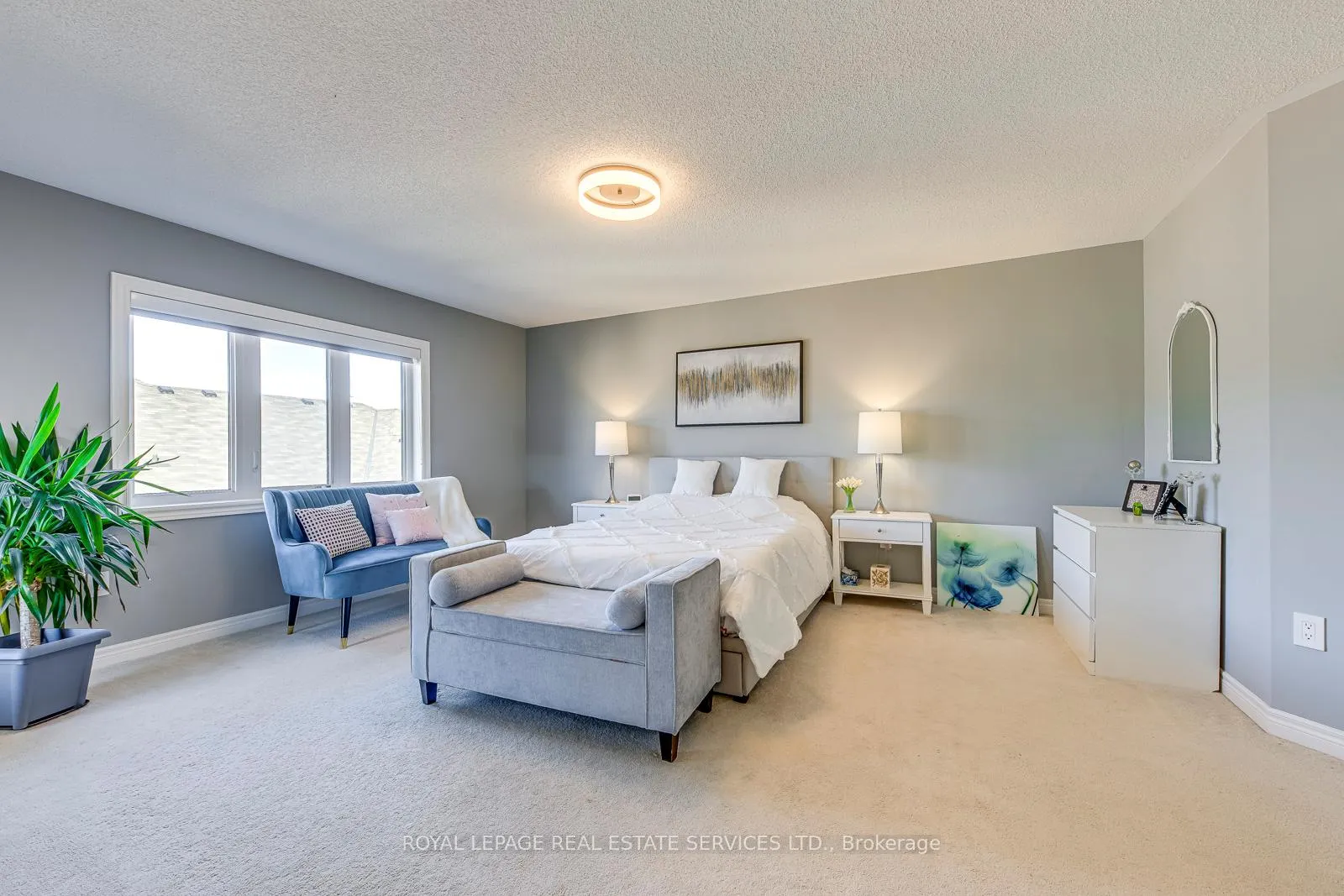 Photo 39 of 563 Settlers Road W, Oakville, Sixteen Hollow — HOMEH