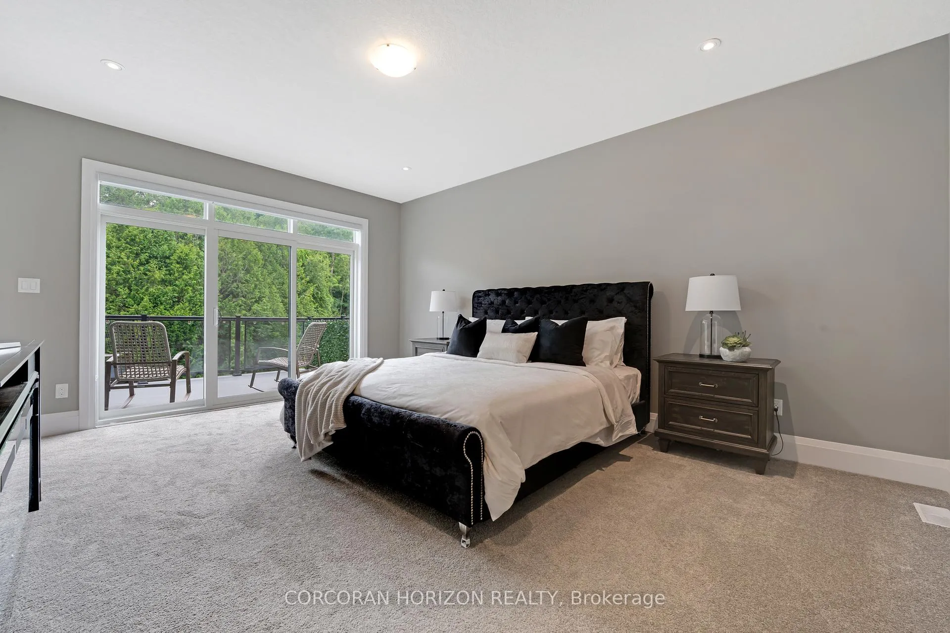 Photo 27 of 521 Bridgemill Crescent, Kitchener — HOMEH