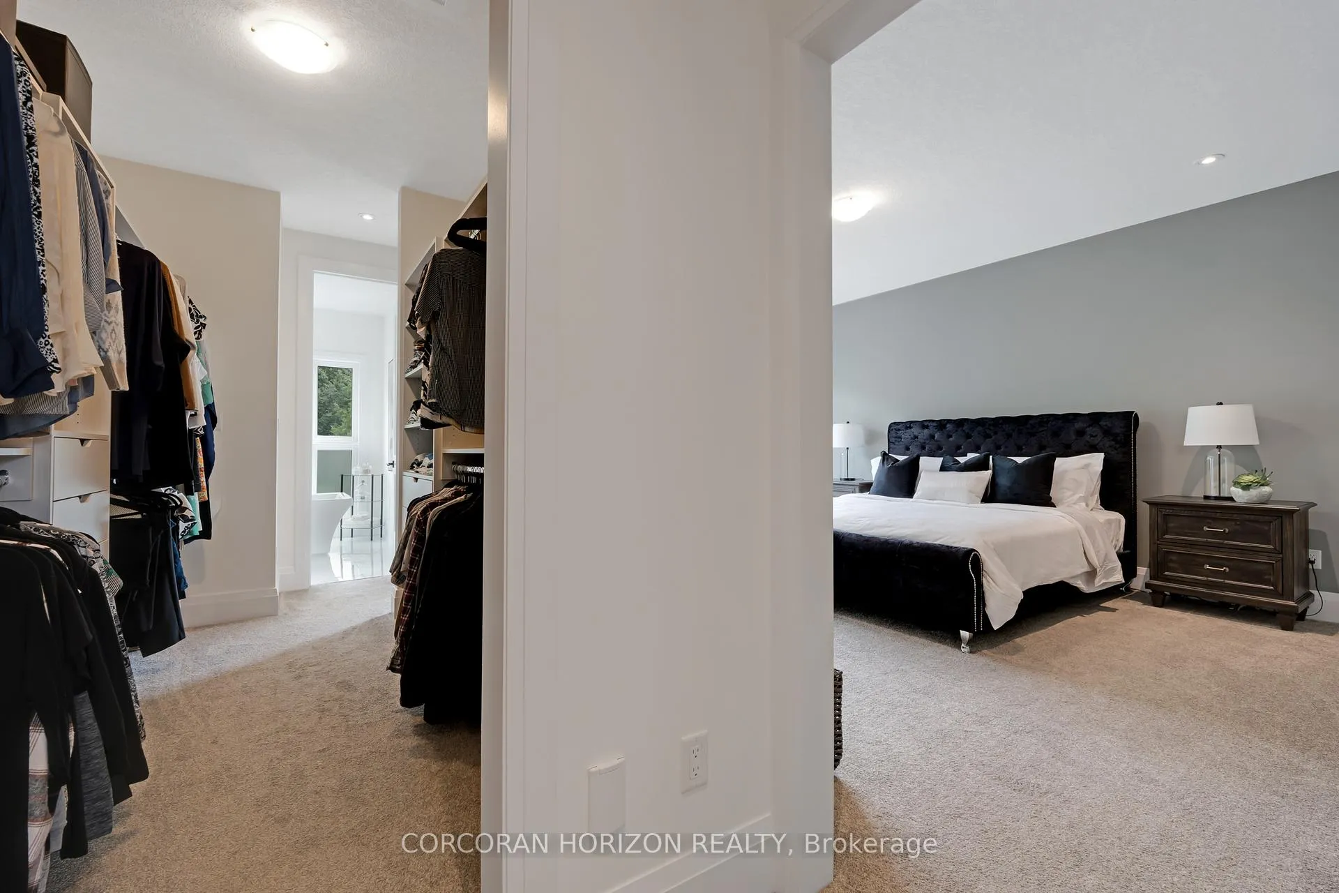 Photo 29 of 521 Bridgemill Crescent, Kitchener — HOMEH