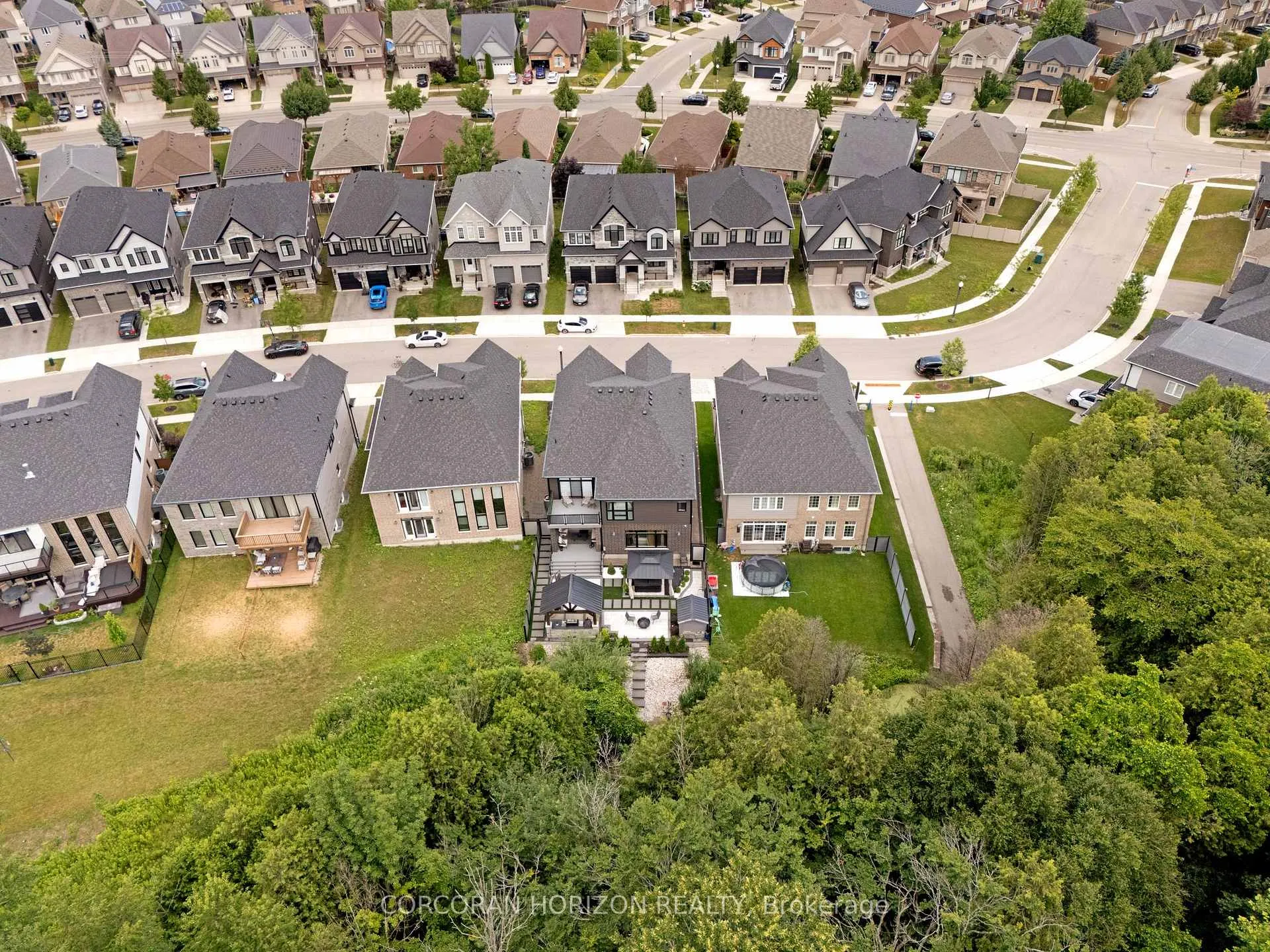Photo 50 of 521 Bridgemill Crescent, Kitchener — HOMEH
