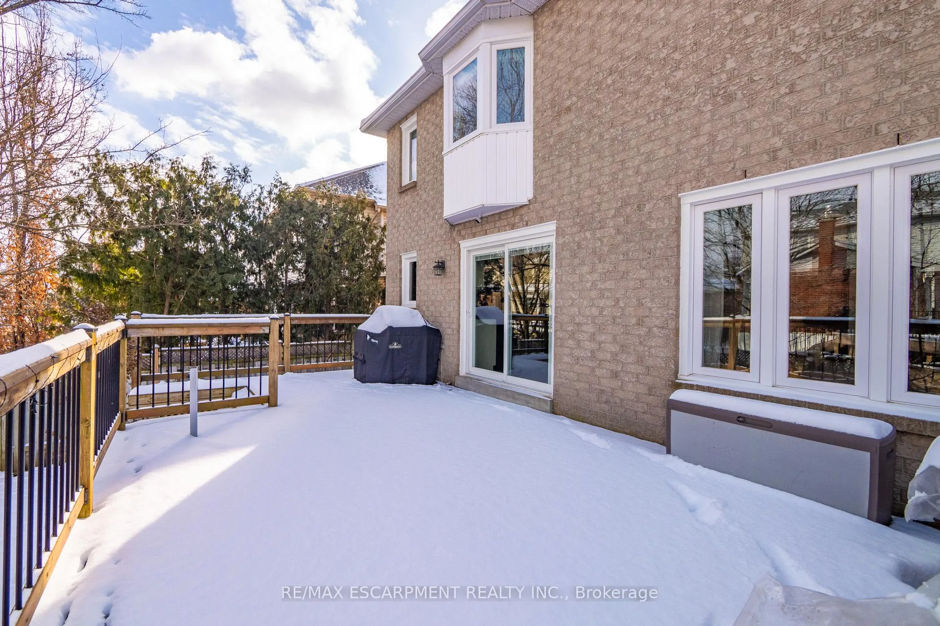 Photo 35 of 45 Strathroy Crescent, Hamilton, Waterdown — HOMEH