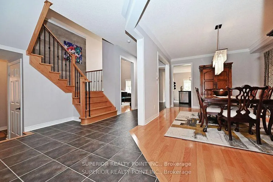 Photo 6 of 28 Maple Valley Road, Vaughan, Patterson — HOMEH