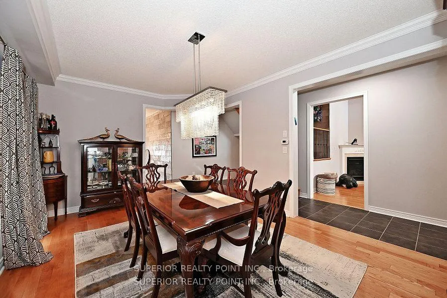Photo 9 of 28 Maple Valley Road, Vaughan, Patterson — HOMEH