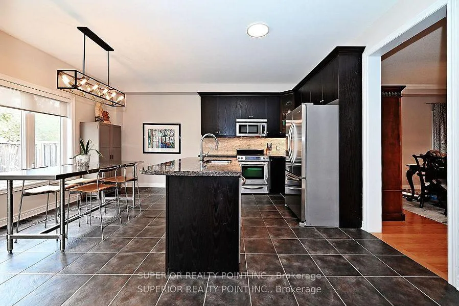 Photo 14 of 28 Maple Valley Road, Vaughan, Patterson — HOMEH