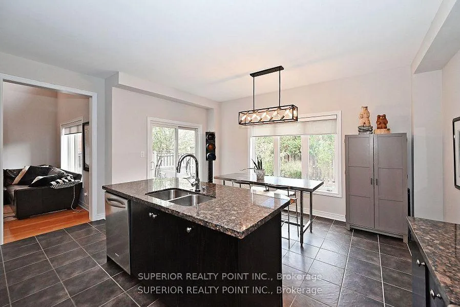 Photo 17 of 28 Maple Valley Road, Vaughan, Patterson — HOMEH