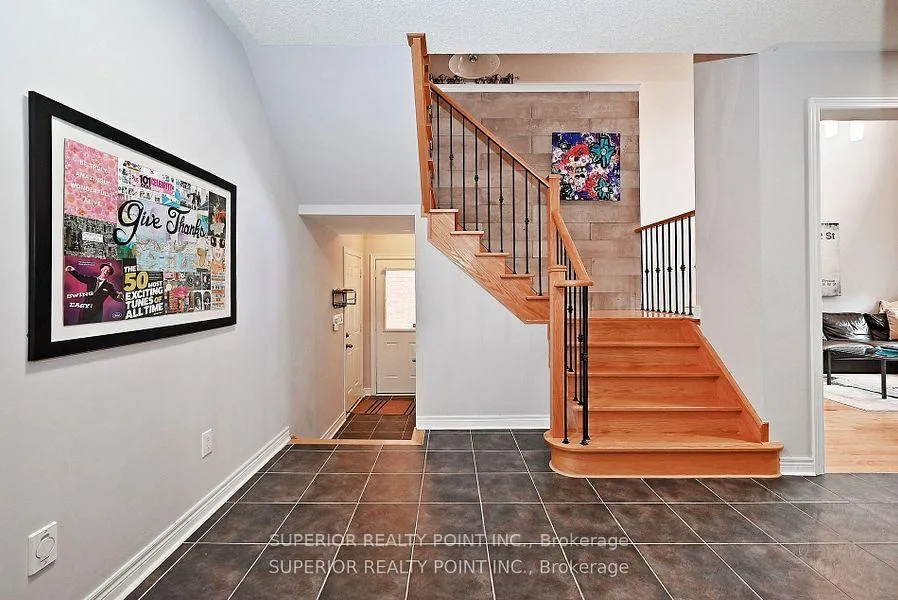Photo 19 of 28 Maple Valley Road, Vaughan, Patterson — HOMEH