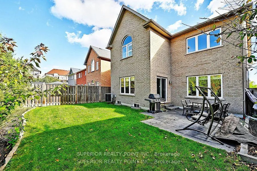 Photo 42 of 28 Maple Valley Road, Vaughan, Patterson — HOMEH