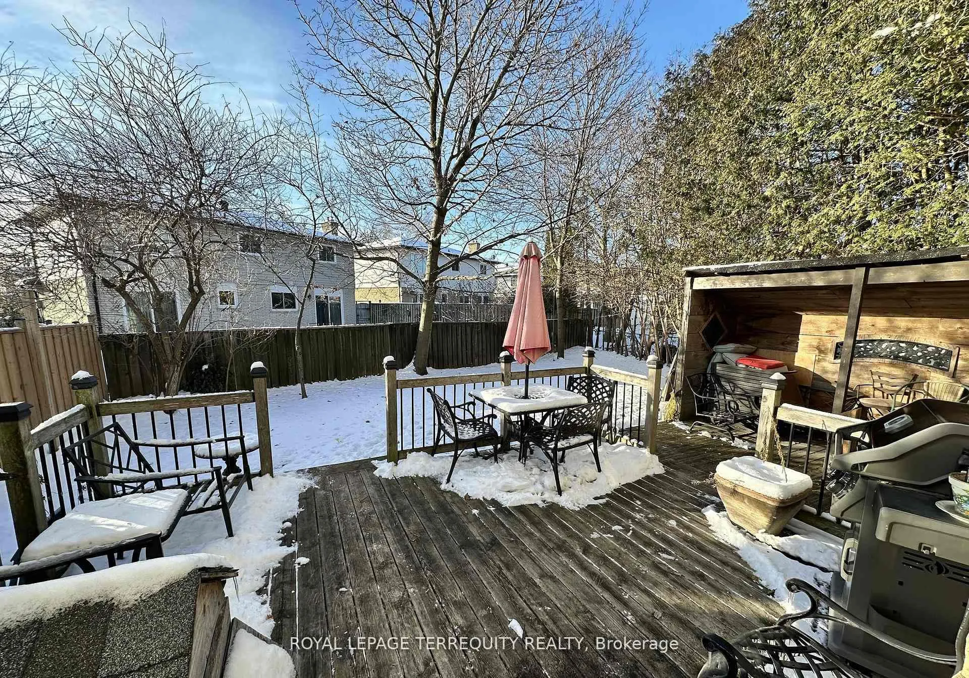 Photo 9 of 527 Carmello Court, Pickering, West Shore — HOMEH