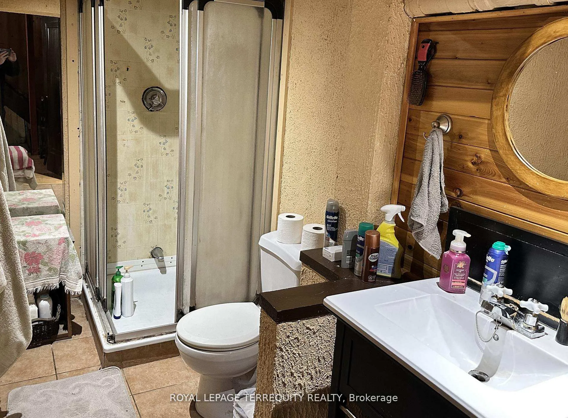 Photo 34 of 527 Carmello Court, Pickering, West Shore — HOMEH