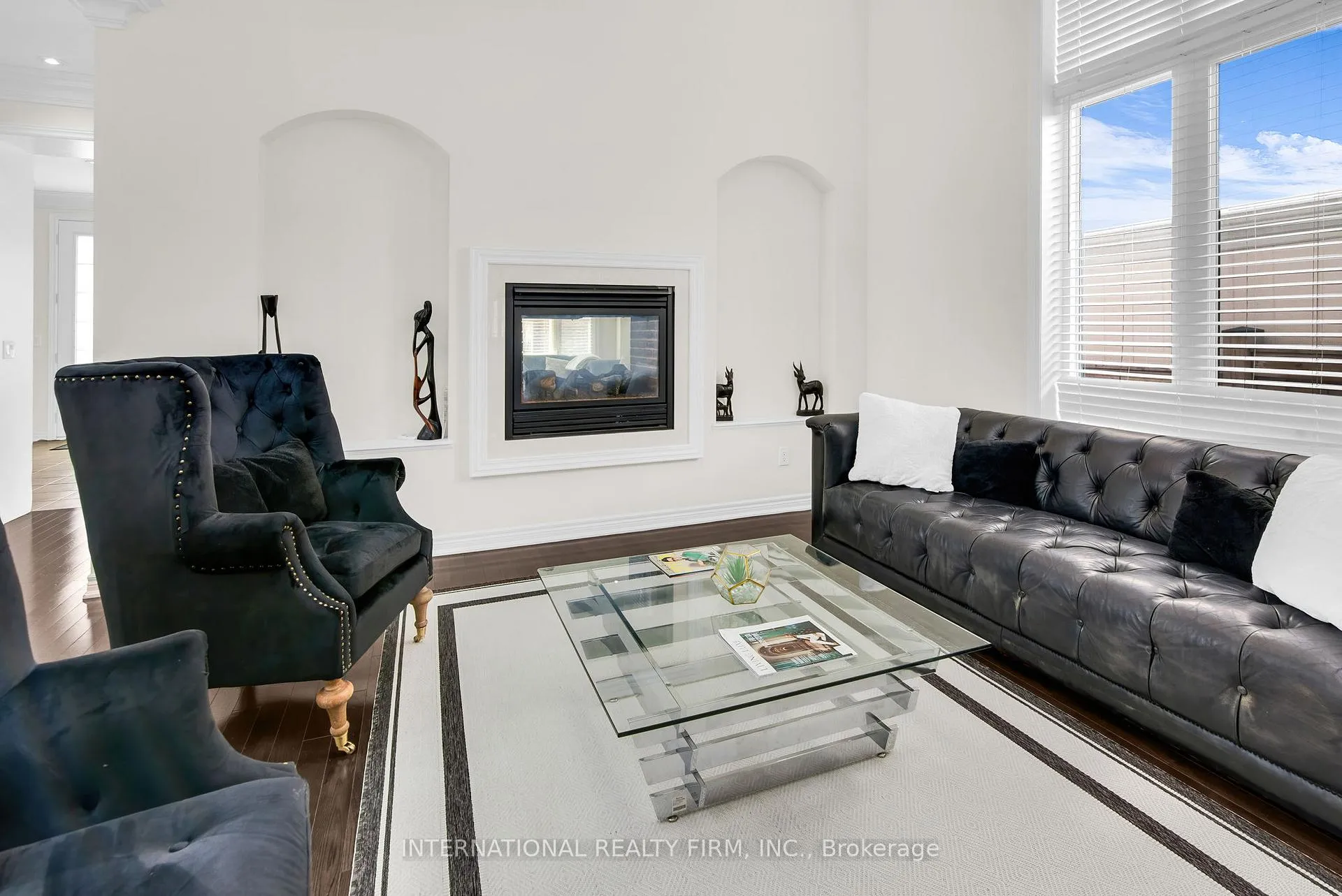Photo 6 of 133 Hatton Garden Road, Vaughan, Vellore Village — HOMEH