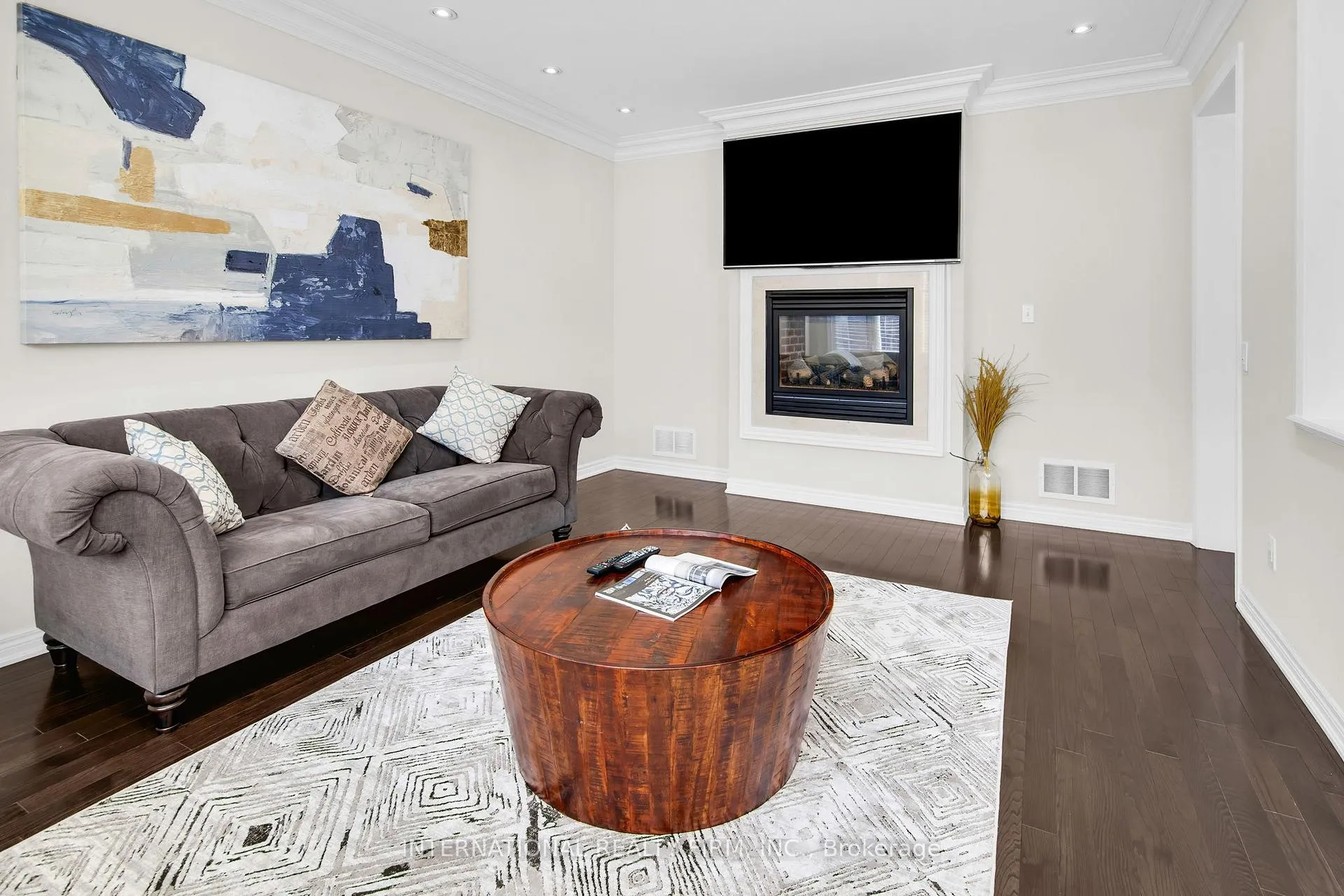 Photo 14 of 133 Hatton Garden Road, Vaughan, Vellore Village — HOMEH