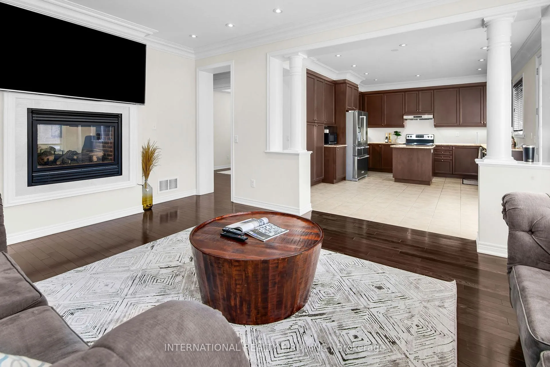Photo 15 of 133 Hatton Garden Road, Vaughan, Vellore Village — HOMEH