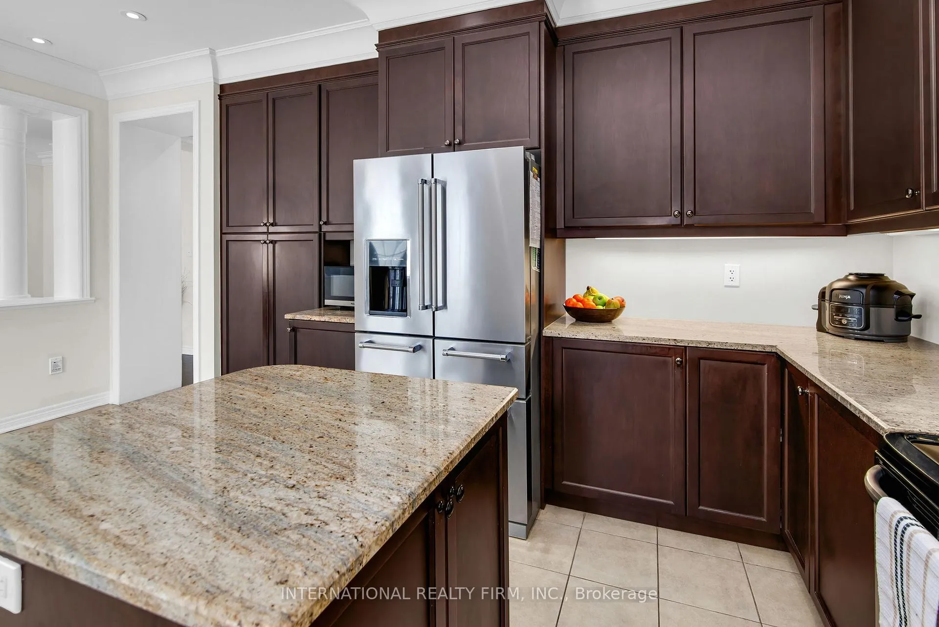 Photo 19 of 133 Hatton Garden Road, Vaughan, Vellore Village — HOMEH