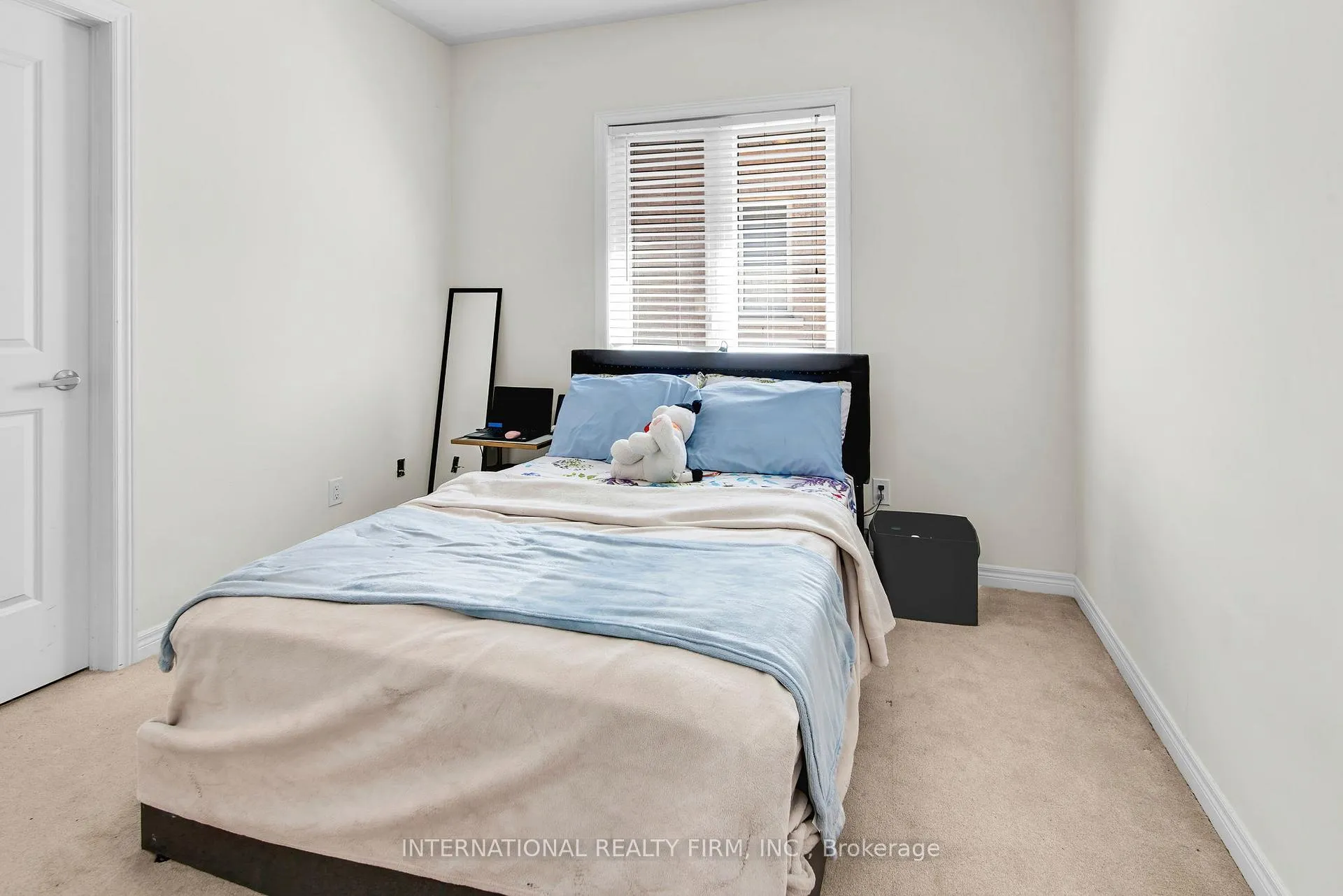Photo 37 of 133 Hatton Garden Road, Vaughan, Vellore Village — HOMEH