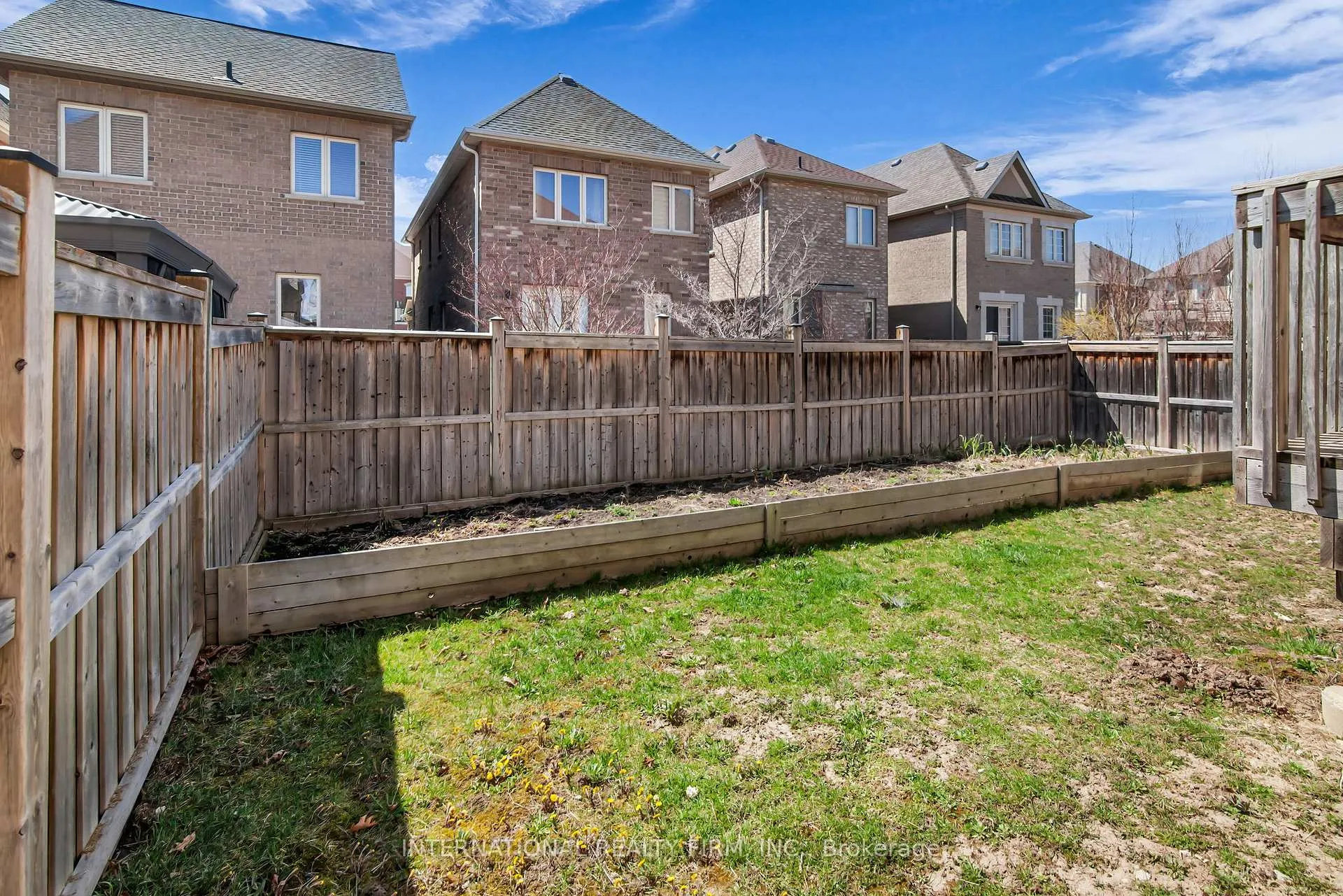 Photo 48 of 133 Hatton Garden Road, Vaughan, Vellore Village — HOMEH