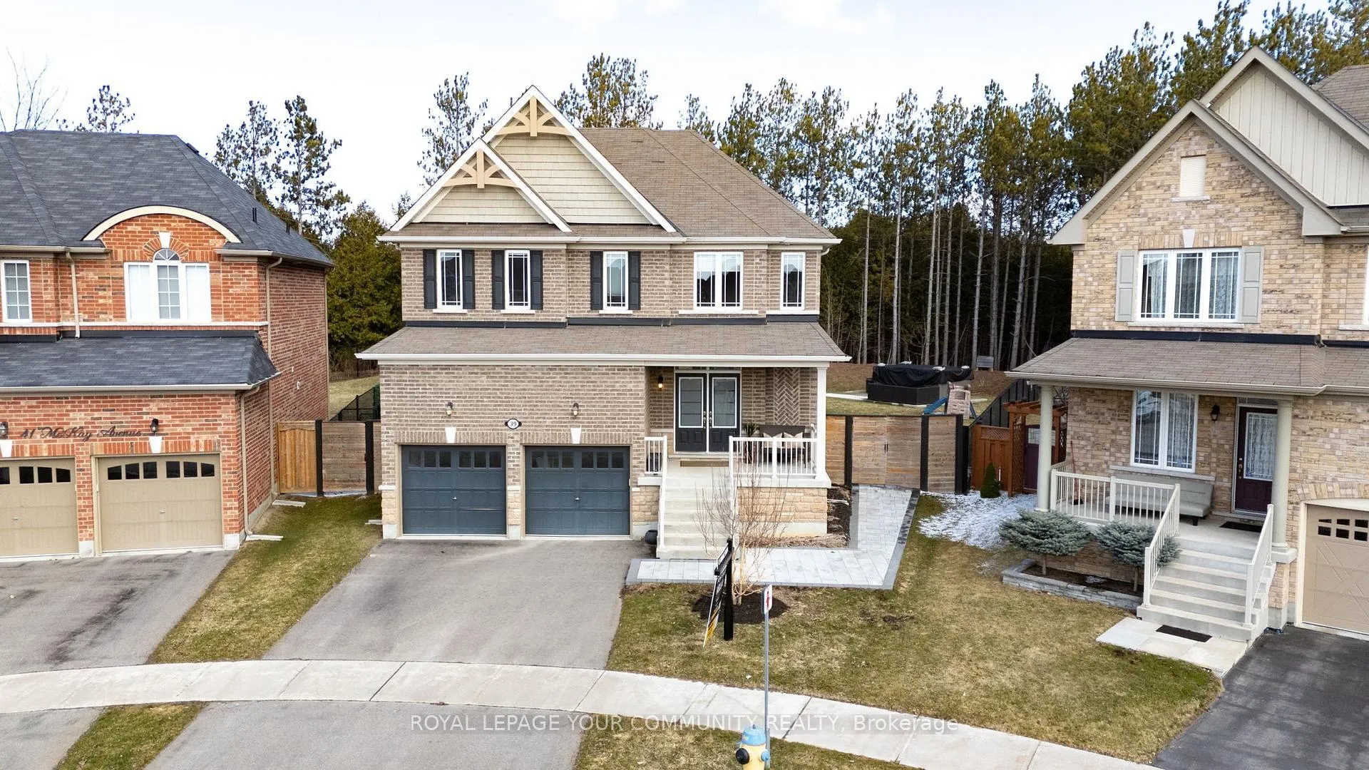 Photo 2 of 39 McKay Avenue, New Tecumseth, Tottenham — HOMEH