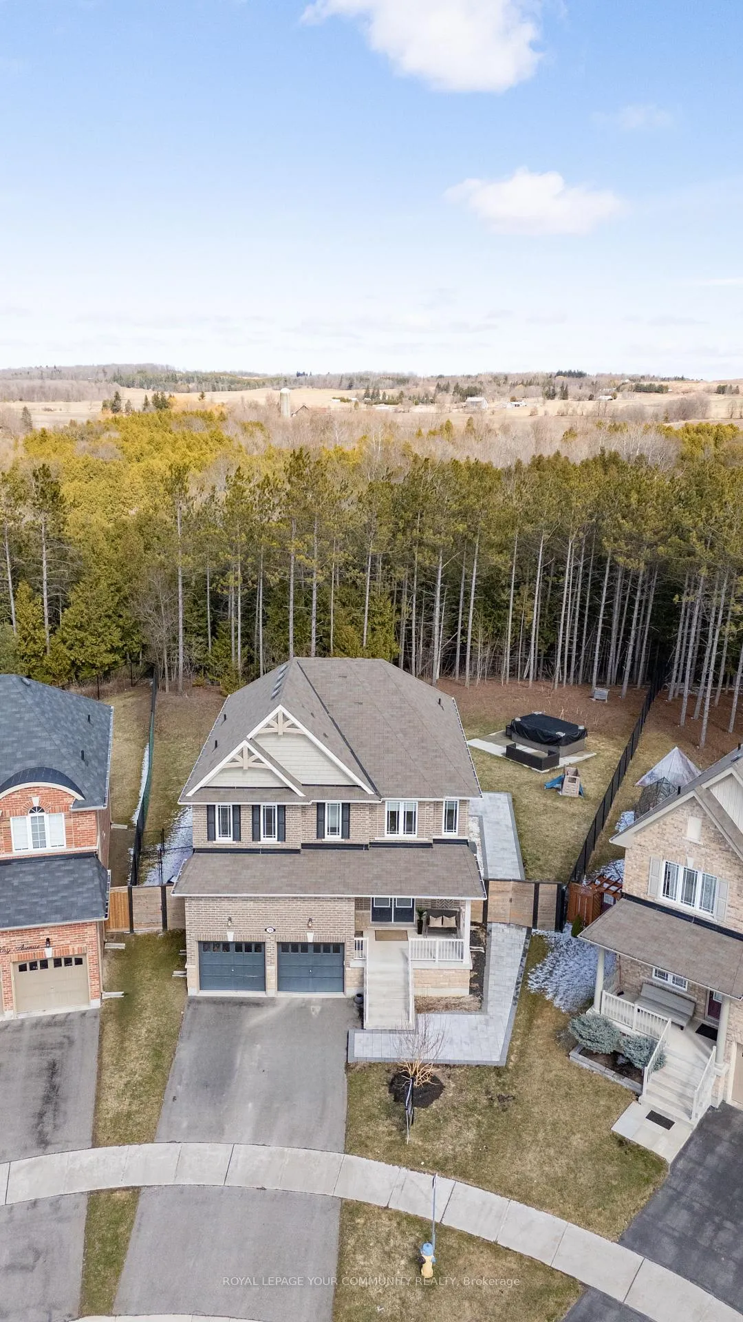 Photo 3 of 39 McKay Avenue, New Tecumseth, Tottenham — HOMEH