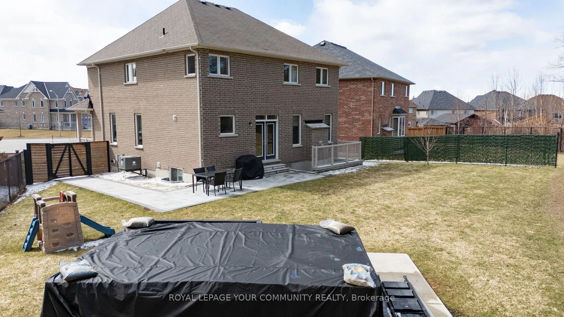Photo 27 of 39 McKay Avenue, New Tecumseth, Tottenham — HOMEH