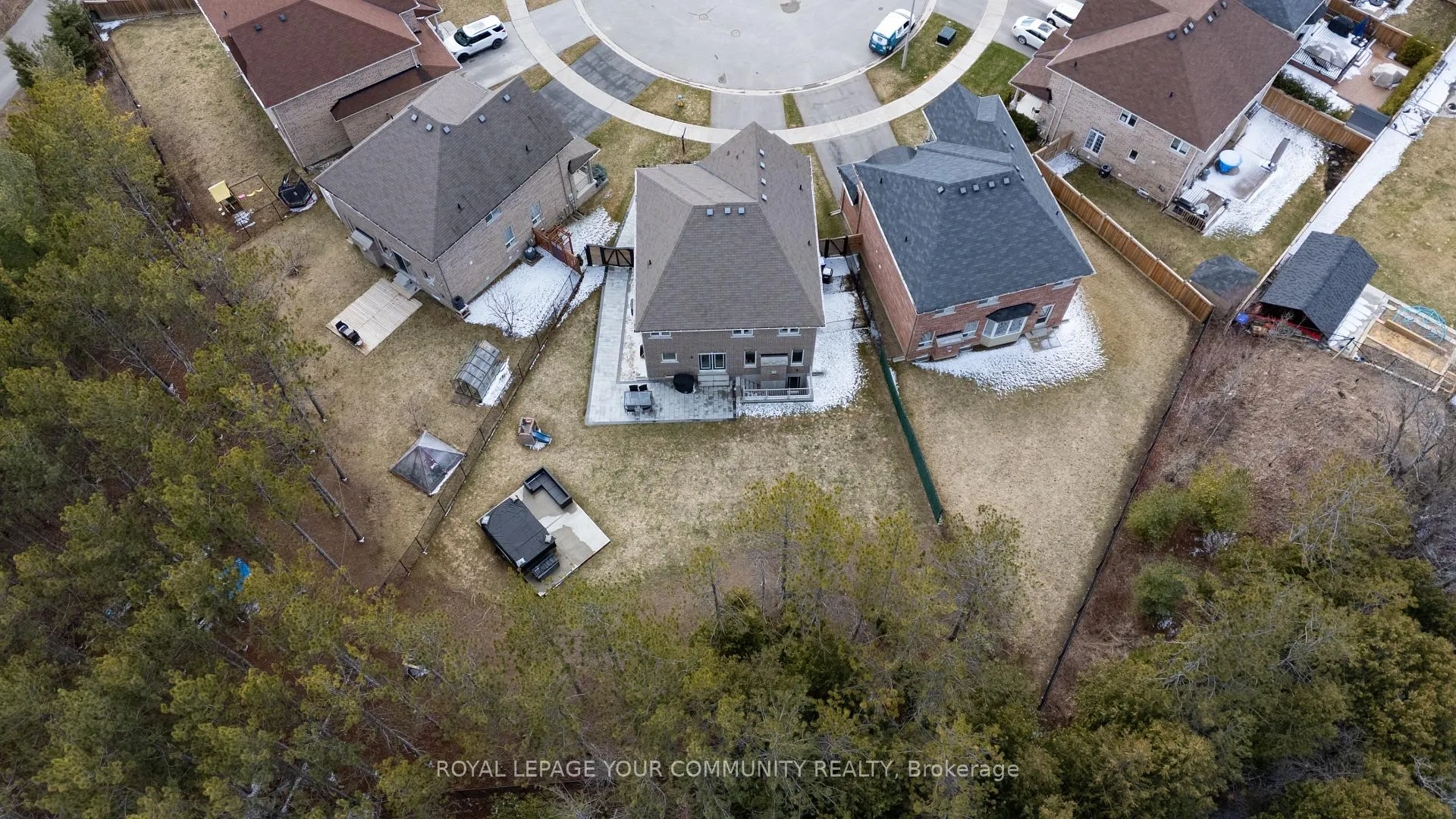 Photo 31 of 39 McKay Avenue, New Tecumseth, Tottenham — HOMEH