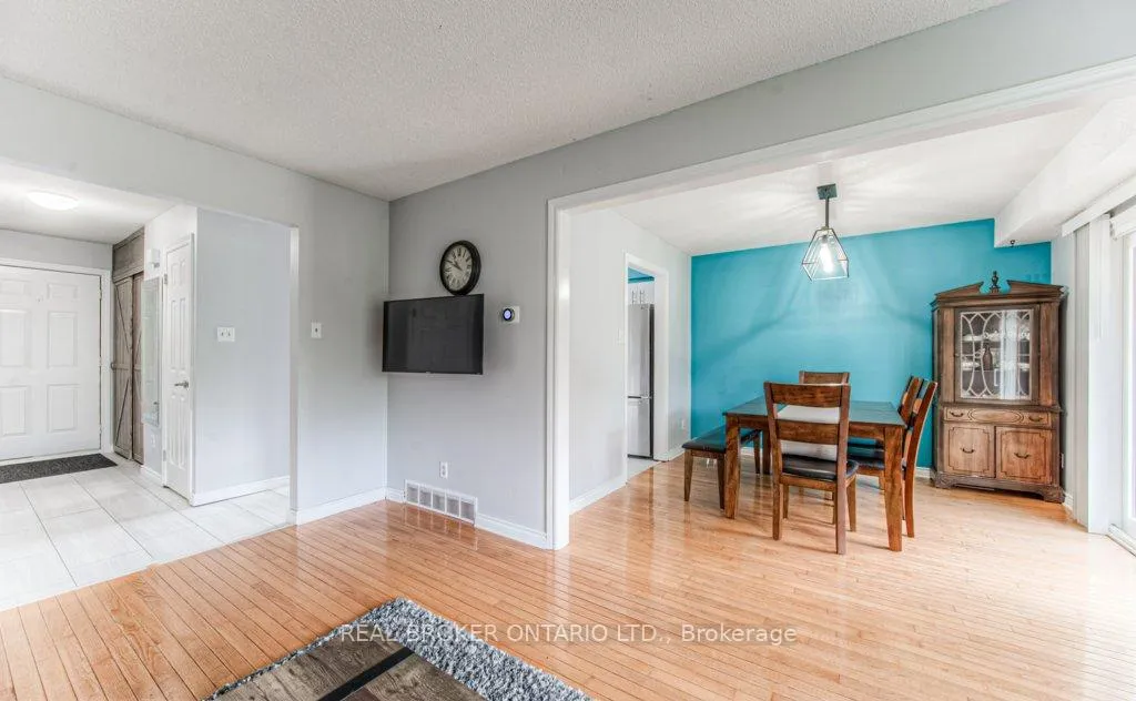 Photo 12 of Unit A, 645 Pinerow Crescent, Waterloo — HOMEH