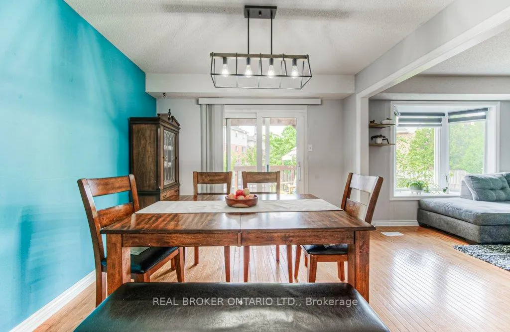 Photo 14 of Unit A, 645 Pinerow Crescent, Waterloo — HOMEH