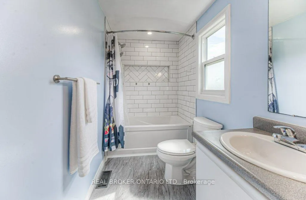 Photo 23 of Unit A, 645 Pinerow Crescent, Waterloo — HOMEH