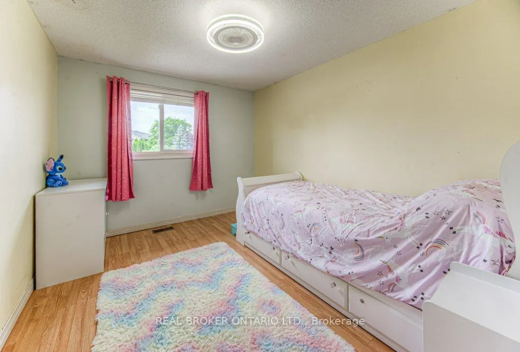 Photo 25 of Unit A, 645 Pinerow Crescent, Waterloo — HOMEH