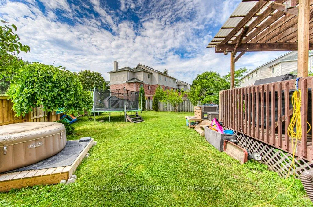 Photo 36 of Unit A, 645 Pinerow Crescent, Waterloo — HOMEH