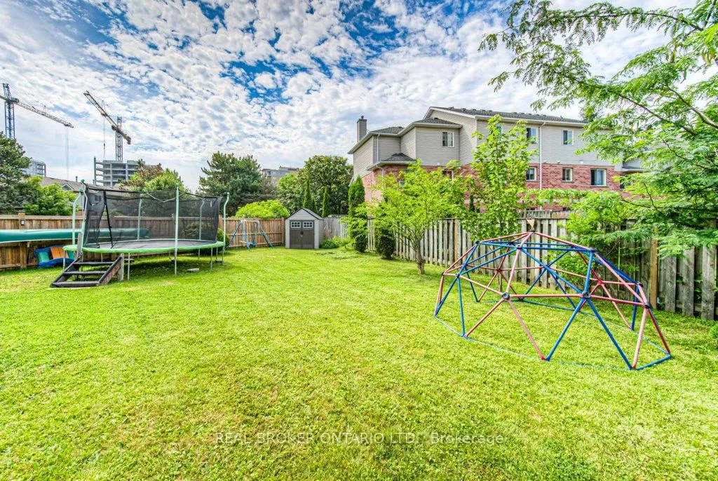 Photo 42 of Unit A, 645 Pinerow Crescent, Waterloo — HOMEH