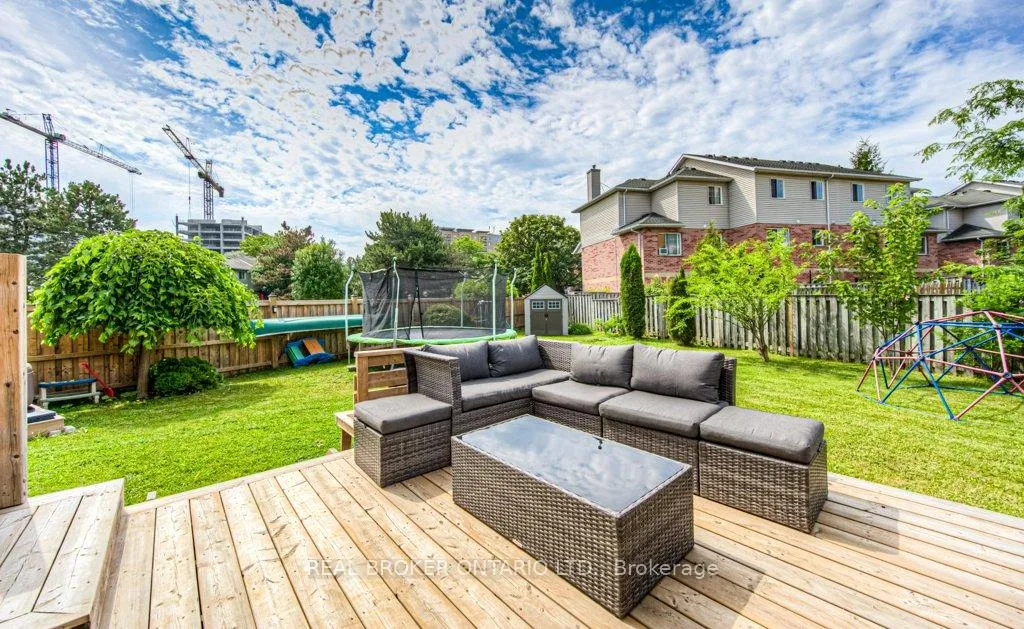 Photo 43 of Unit A, 645 Pinerow Crescent, Waterloo — HOMEH