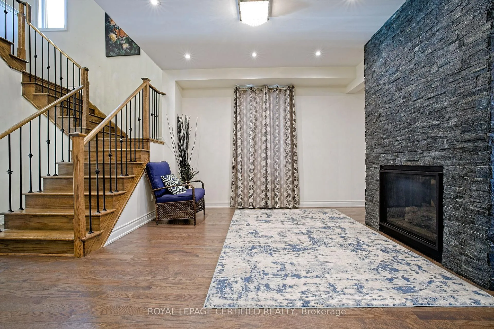 Photo 6 of 3 Lower Thames Drive, Brampton, Bram West — HOMEH