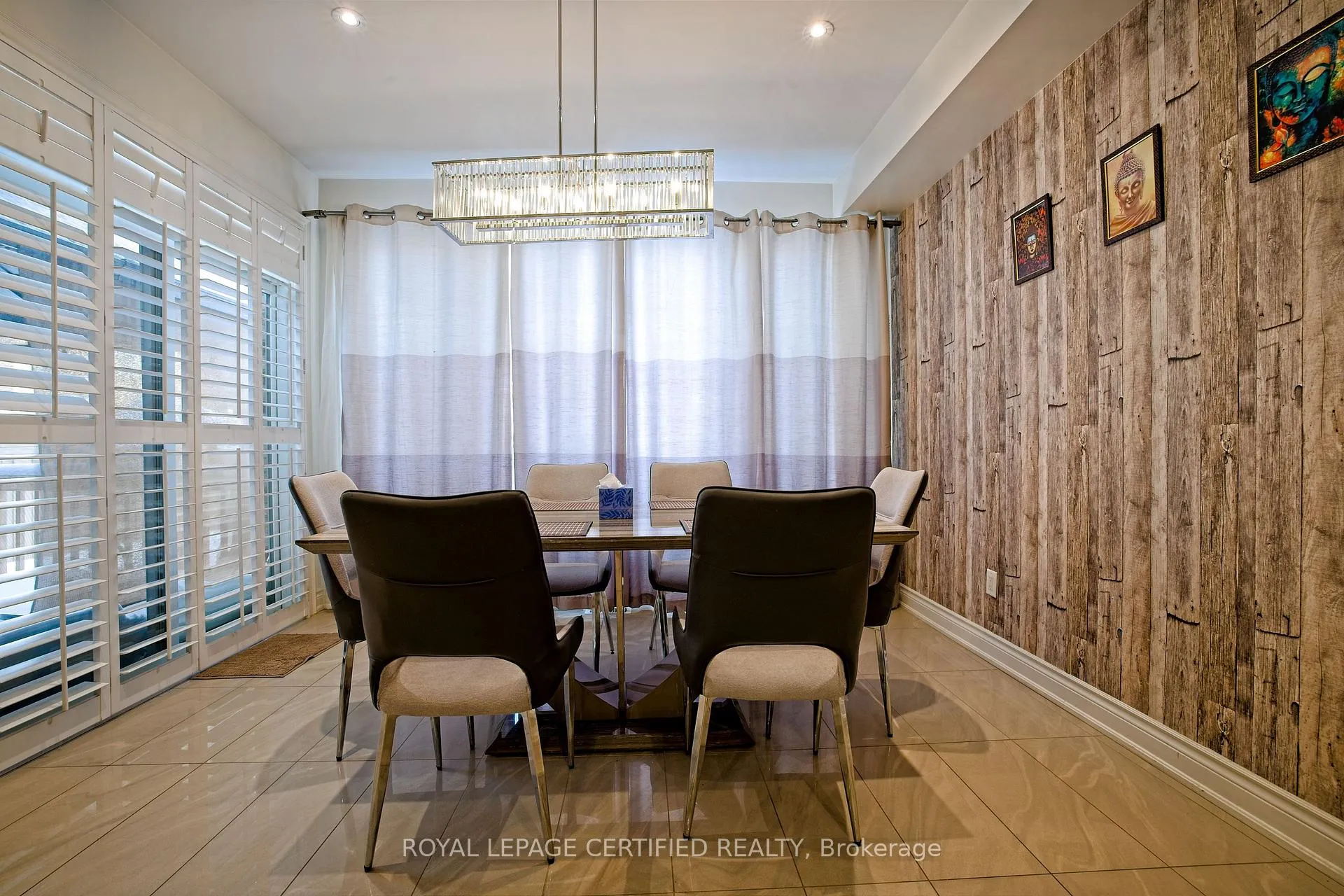 Photo 17 of 3 Lower Thames Drive, Brampton, Bram West — HOMEH