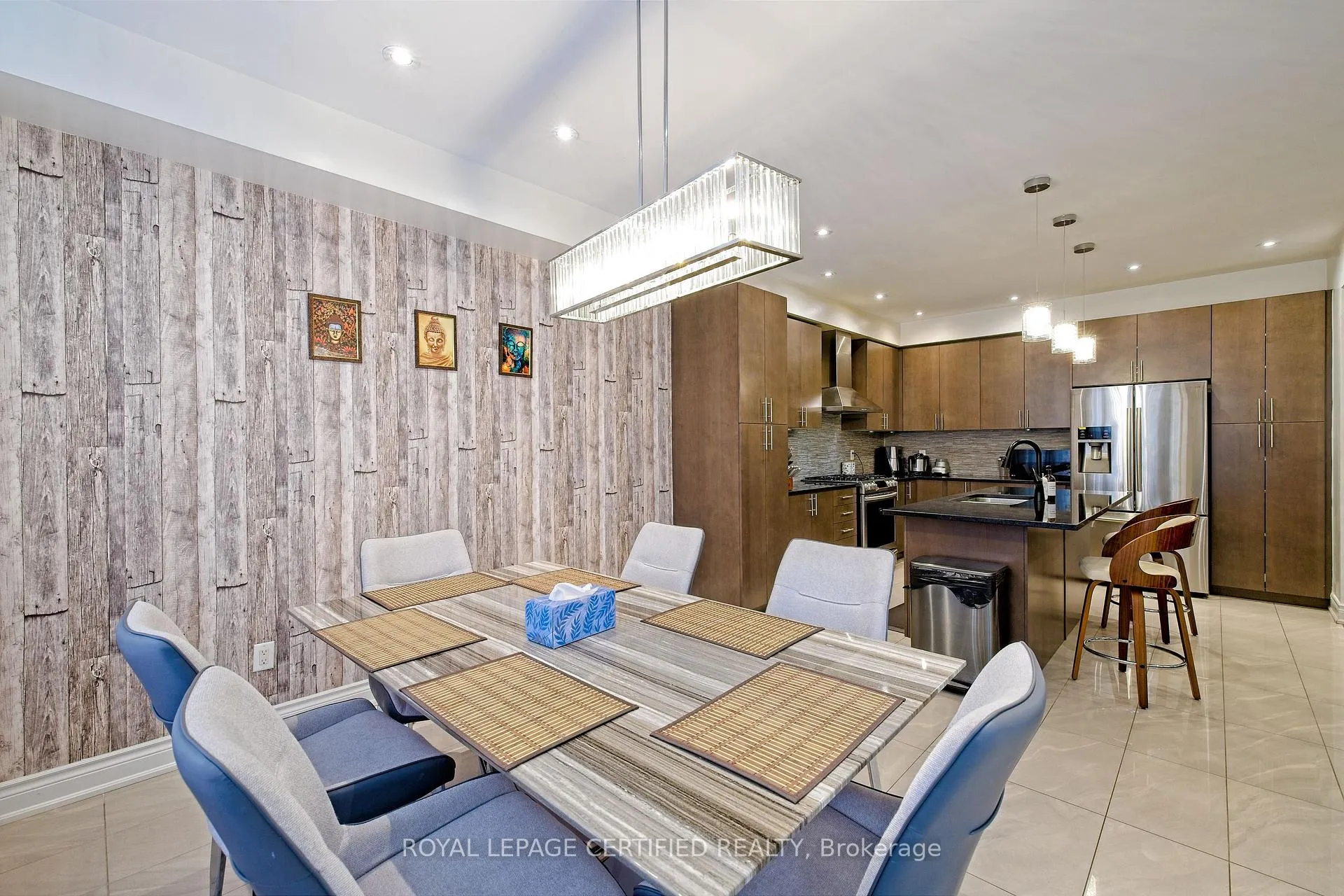 Photo 20 of 3 Lower Thames Drive, Brampton, Bram West — HOMEH