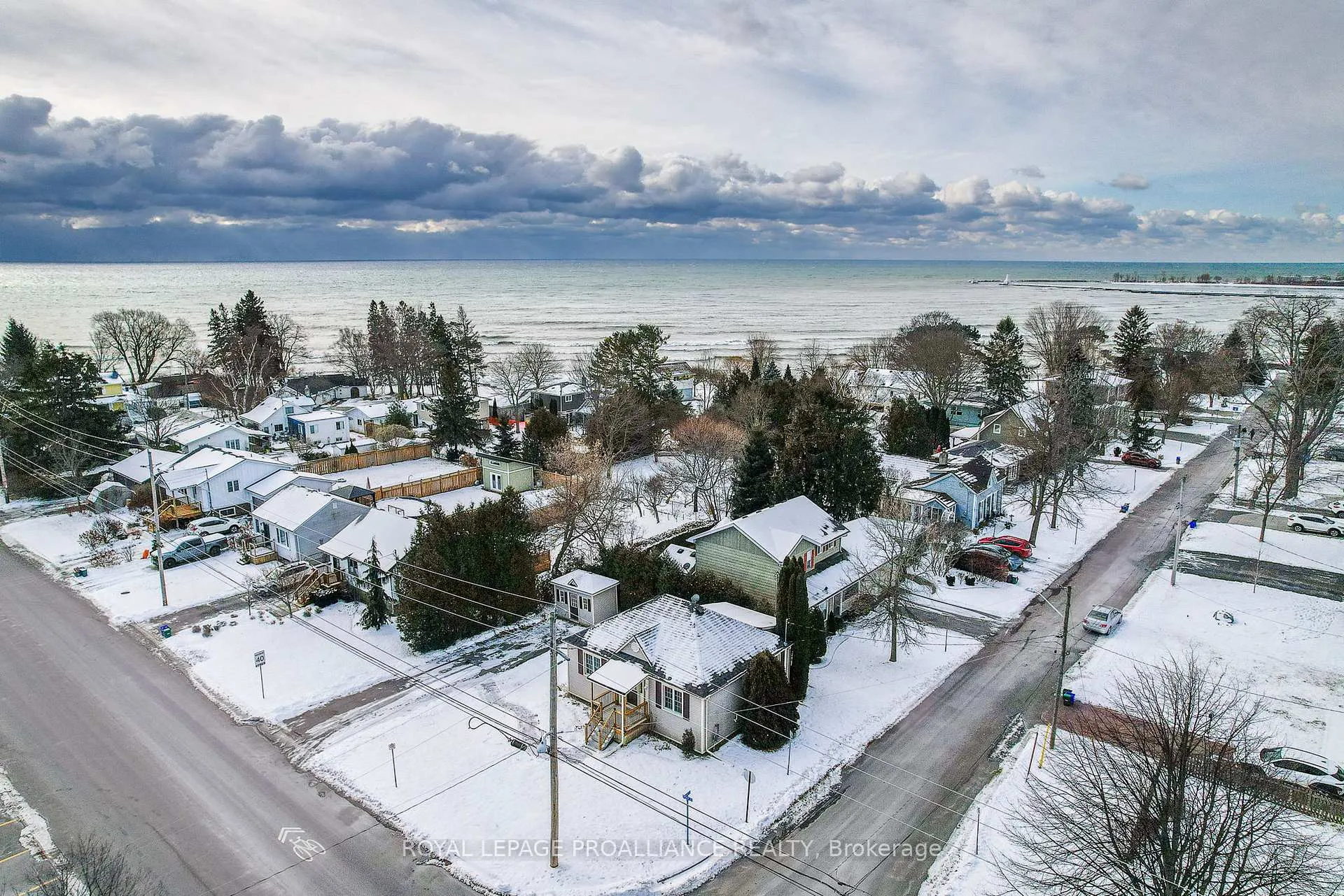 Photo 3 of 67 D'Arcy Street, Cobourg — HOMEH