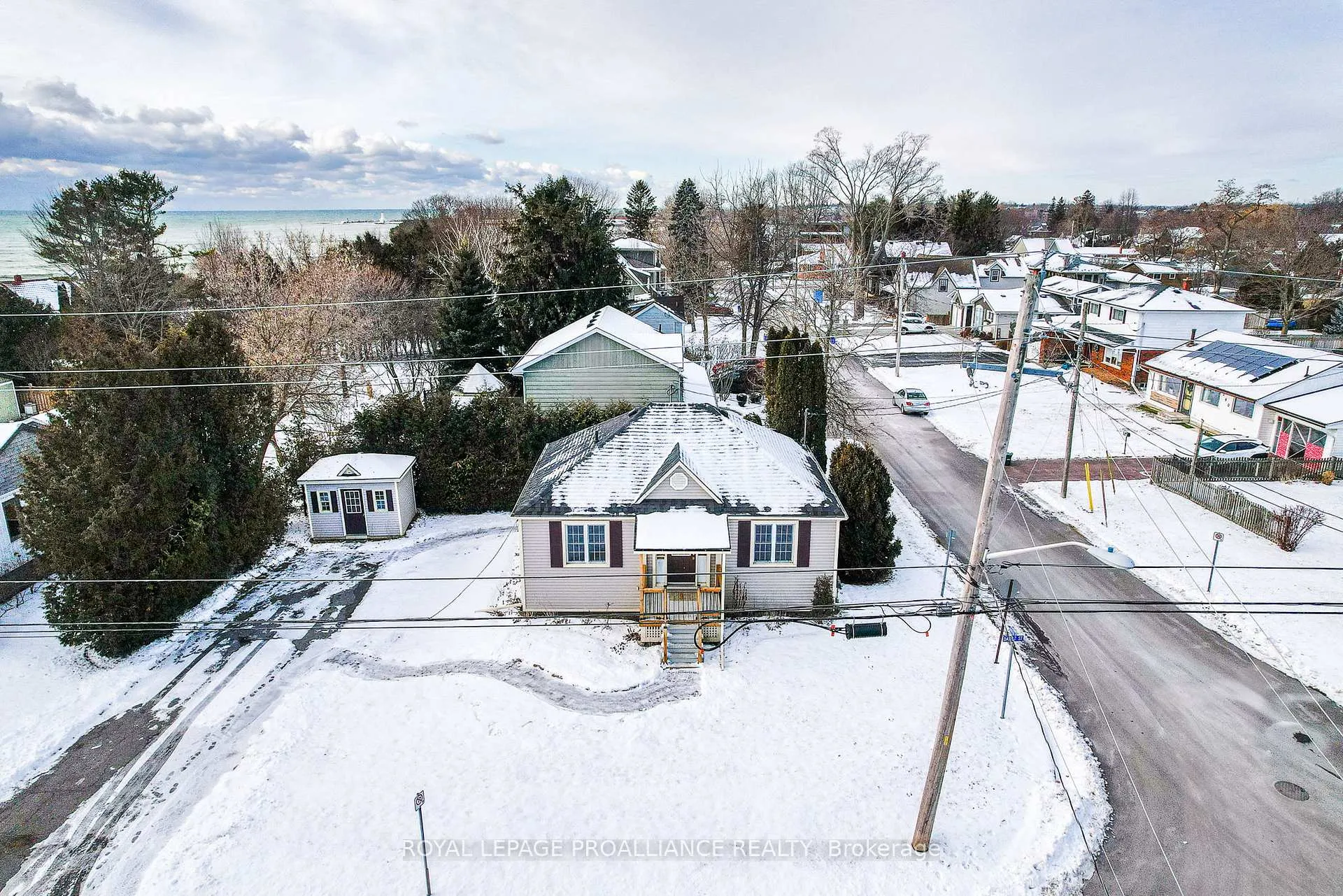 Photo 5 of 67 D'Arcy Street, Cobourg — HOMEH