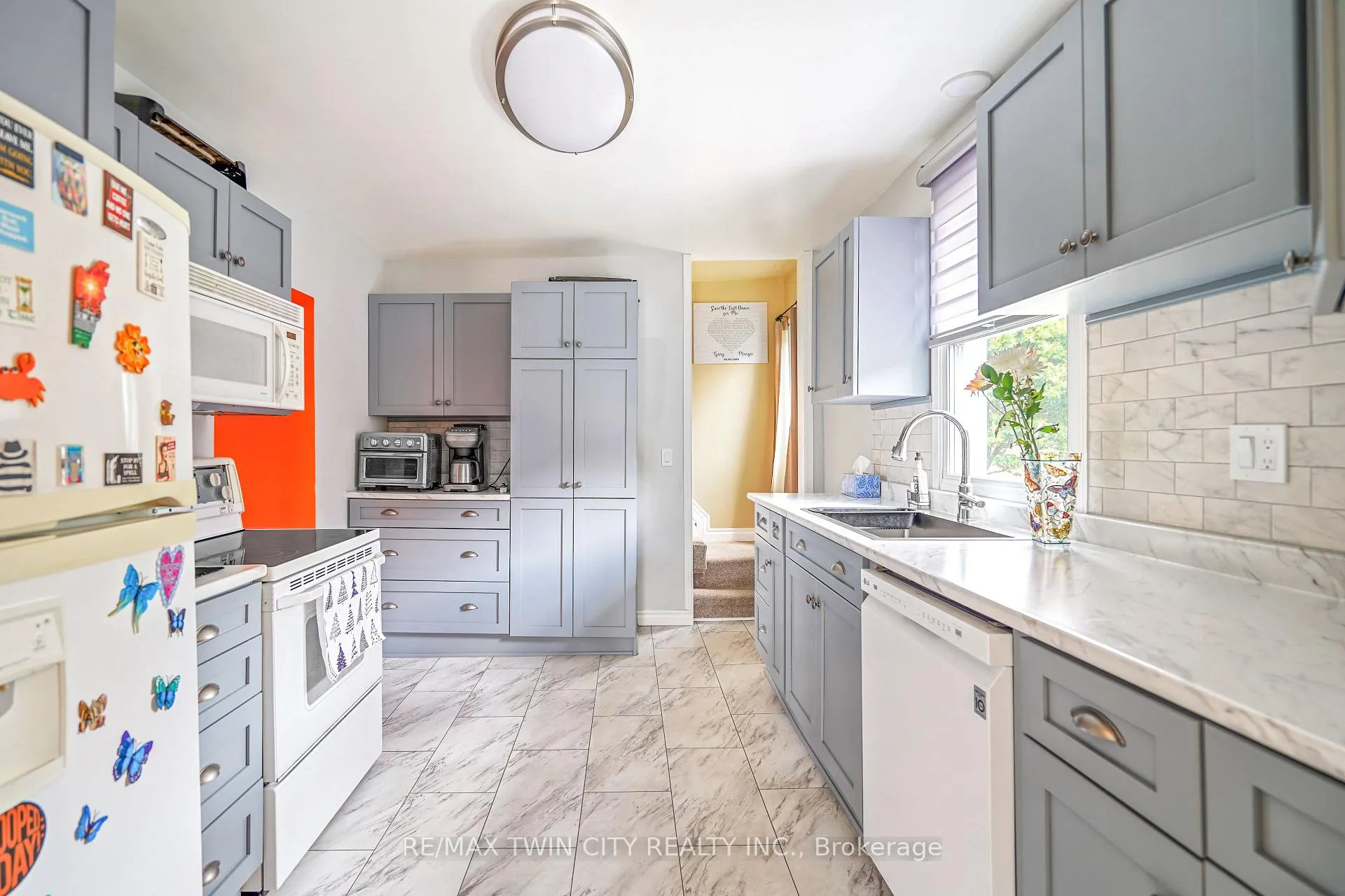 Photo 18 of 379 Grey Street, Brantford — HOMEH