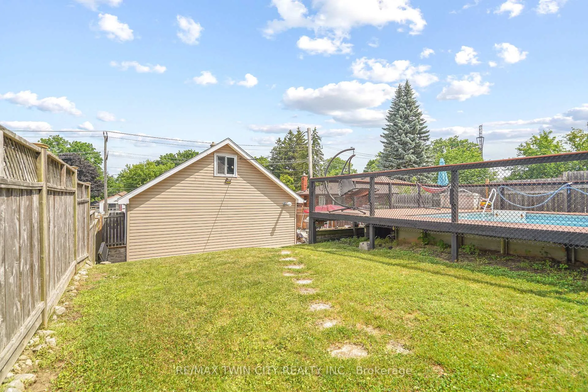 Photo 46 of 379 Grey Street, Brantford — HOMEH