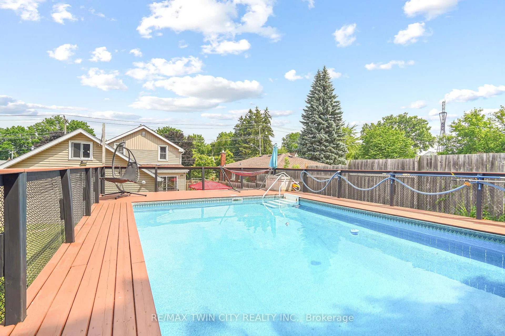 Photo 47 of 379 Grey Street, Brantford — HOMEH
