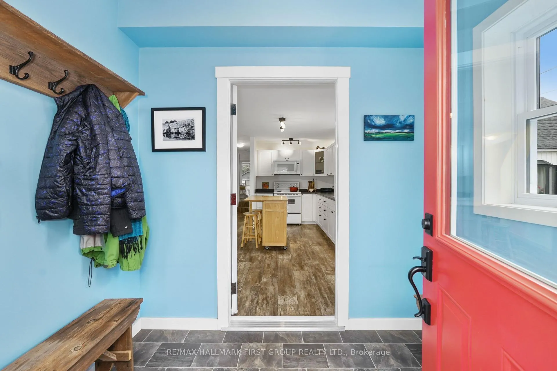 Photo 6 of 130 Burnham Street, Cobourg — HOMEH